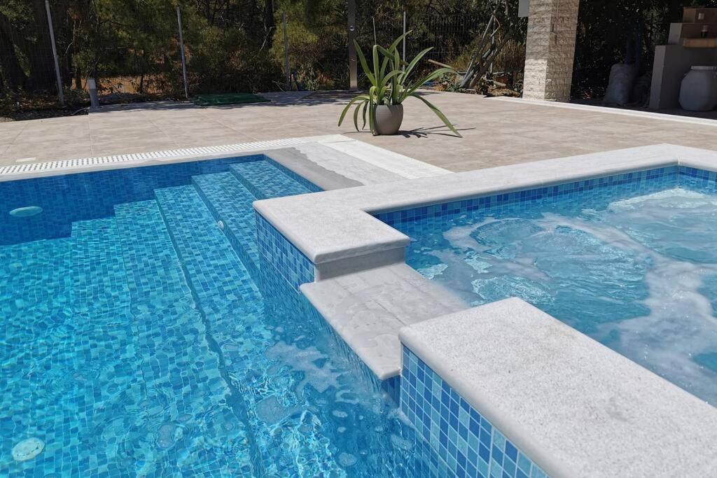 Fiore Di Rodi - Private Pool, Jacuzzi And Barbecue Ialysos (Rhodes) Exterior foto